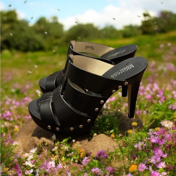 Michael Kors Black Stiletto Heels with Strappy Design - Picture 3 of 9